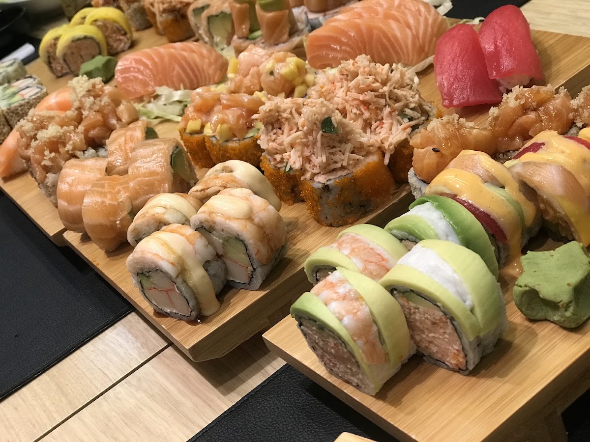 SUSHI STAR ASHRAFIEH — photograph 2