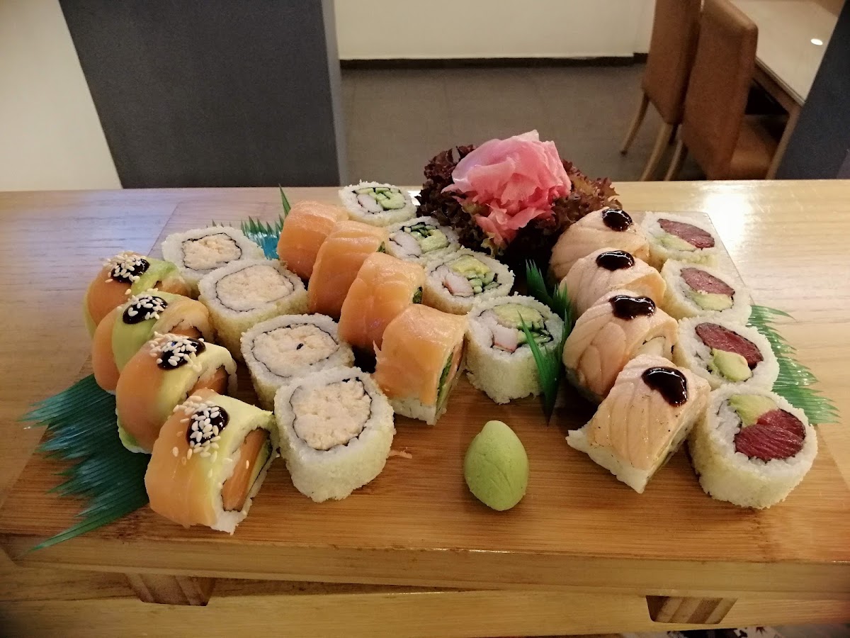 Tatsuo Sushi & Grill — photograph 2