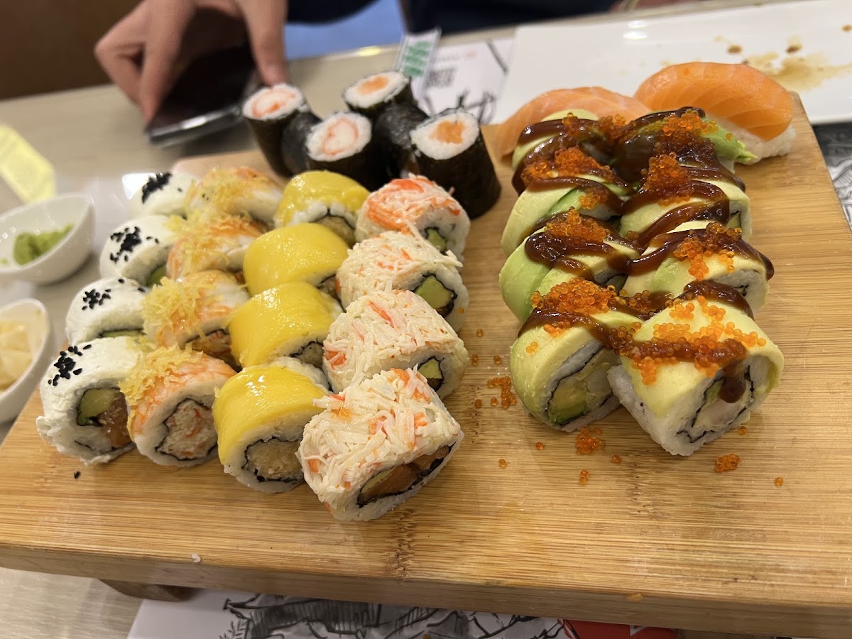 Tatsuo Sushi & Grill — photograph 3