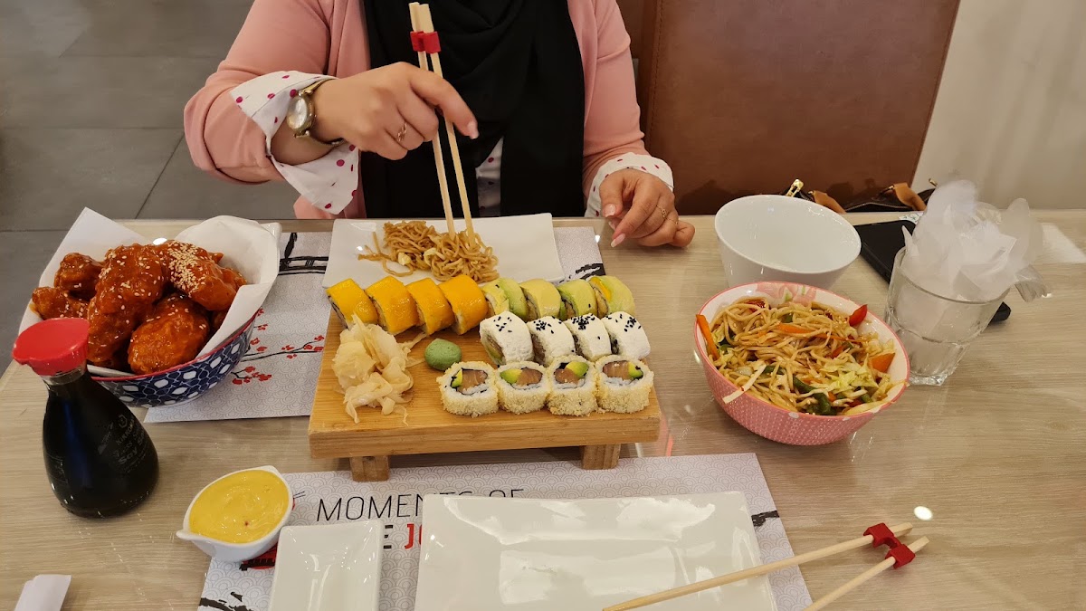 Tatsuo Sushi & Grill — photograph 4