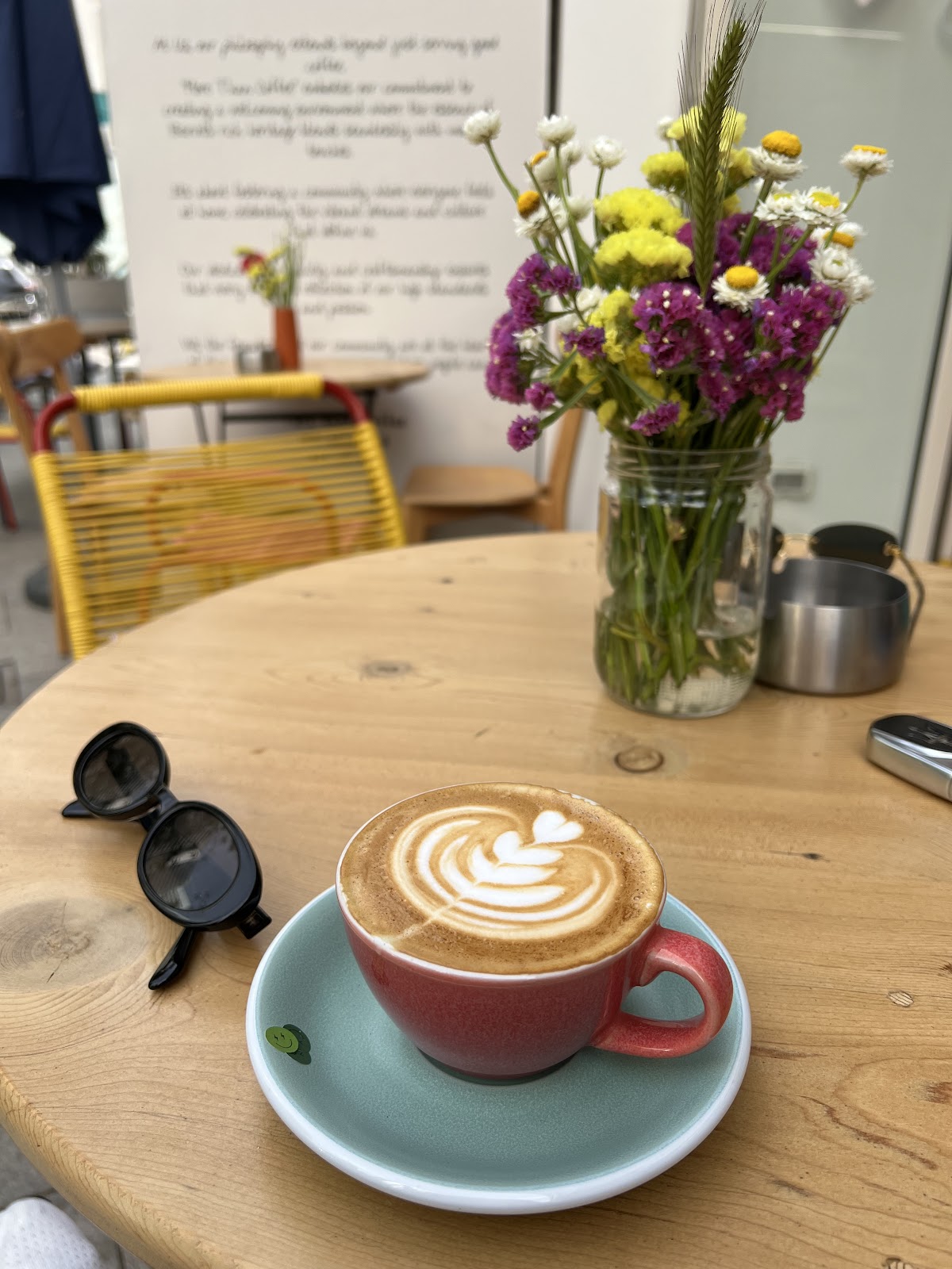 Us Coffee — photograph 4