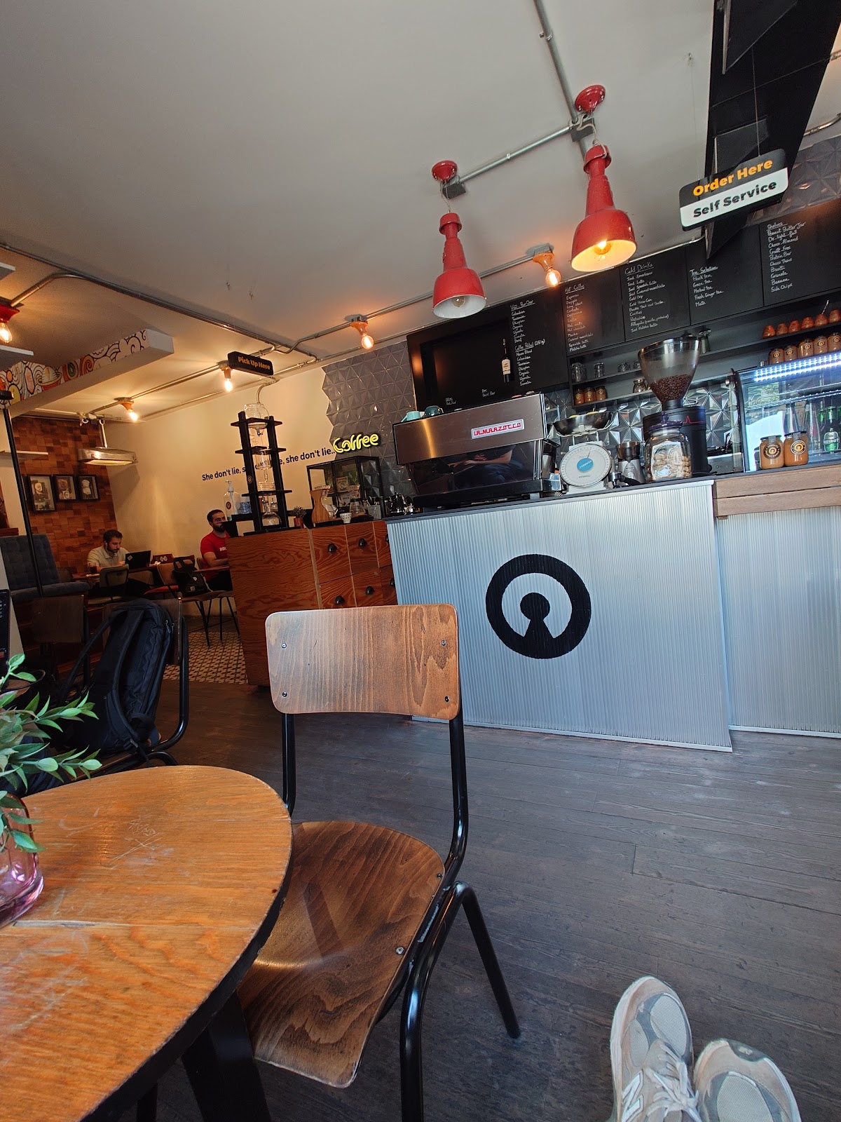 Concierge neighborhood Coffee — photograph 4