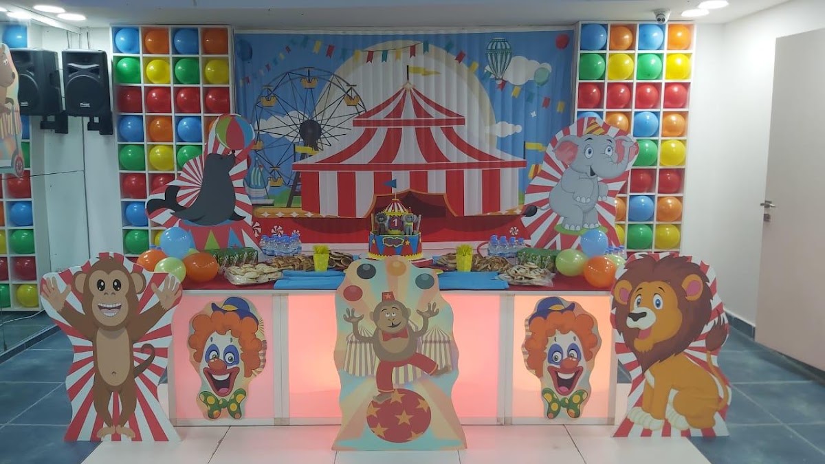 Fun Station — photograph 5