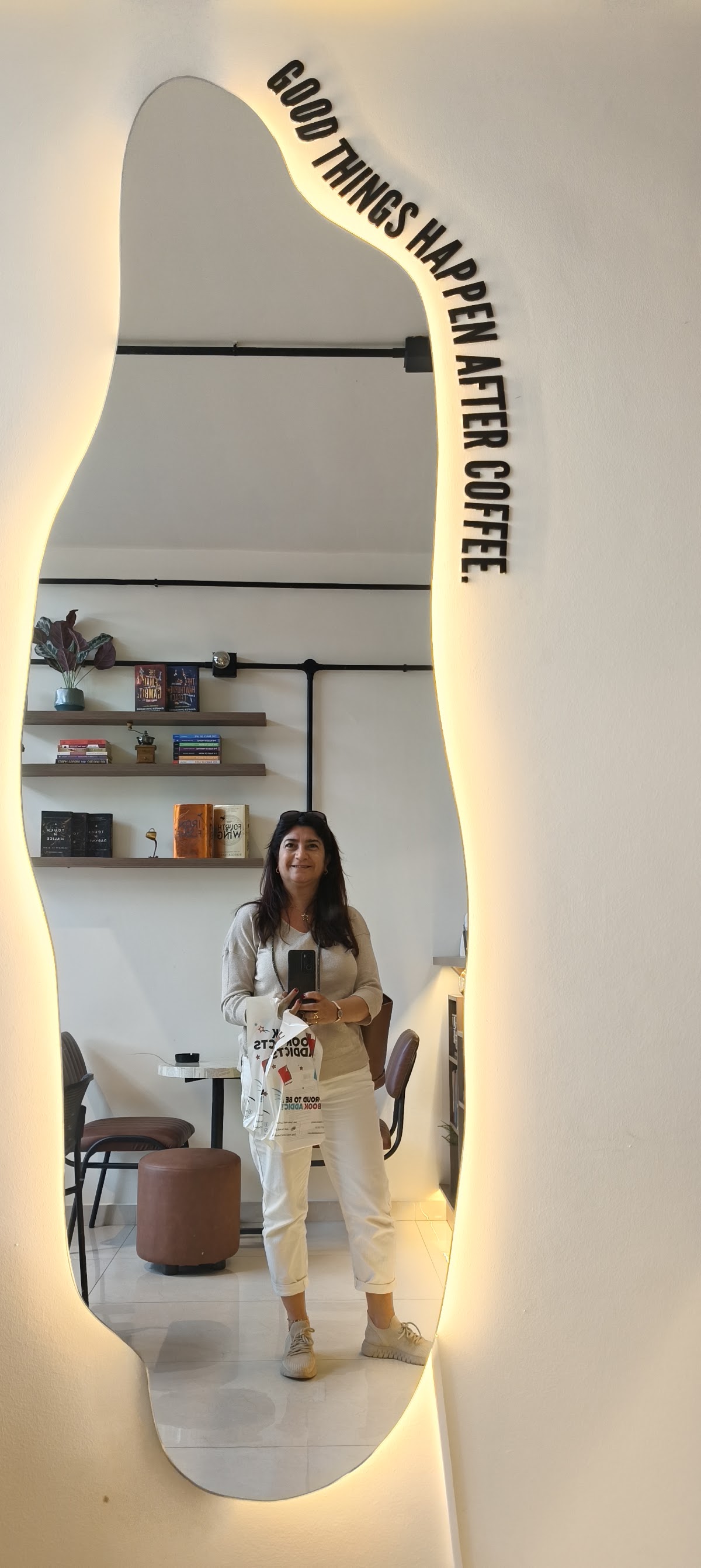 Book Addicts Corner — photograph 4