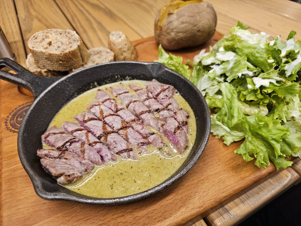Simple Steakhouse - Khaldeh — photograph 3