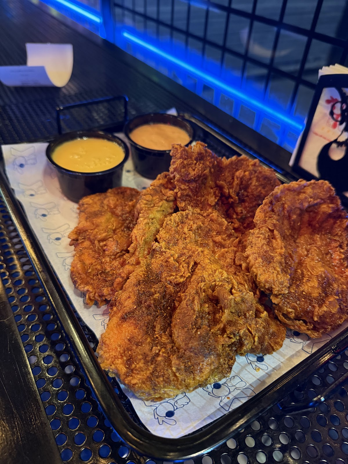 KUKU CHIX JOINT — photograph 2