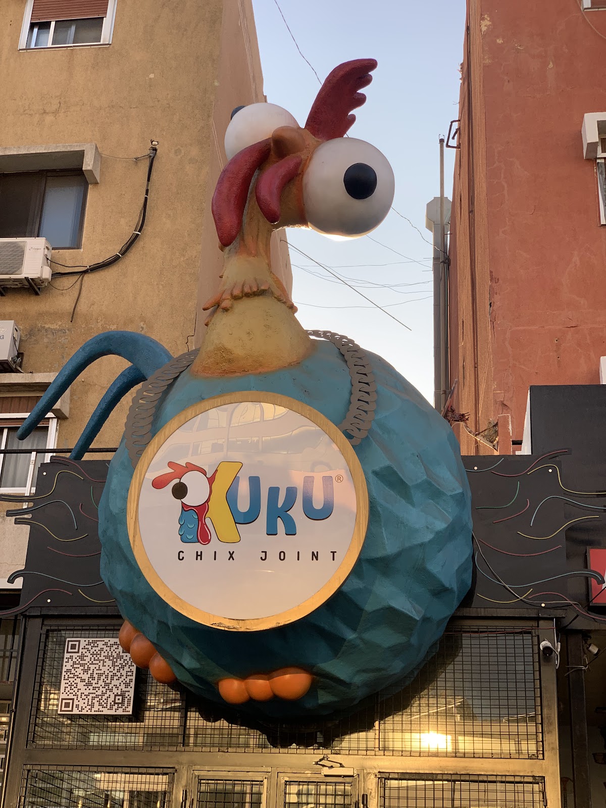 KUKU CHIX JOINT — photograph 3