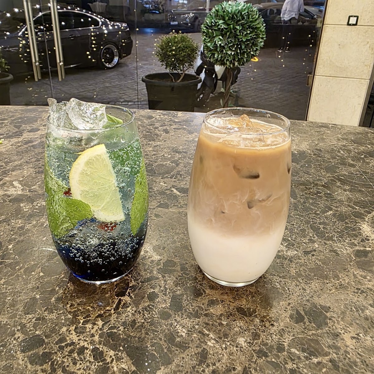 Sirrieh Lounge — photograph 5