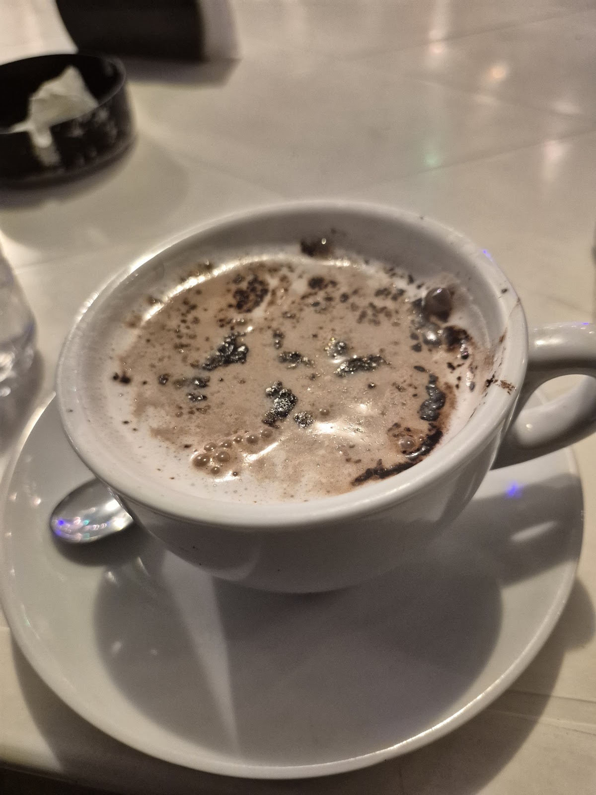 Sunflower Resto, Café — photograph 4