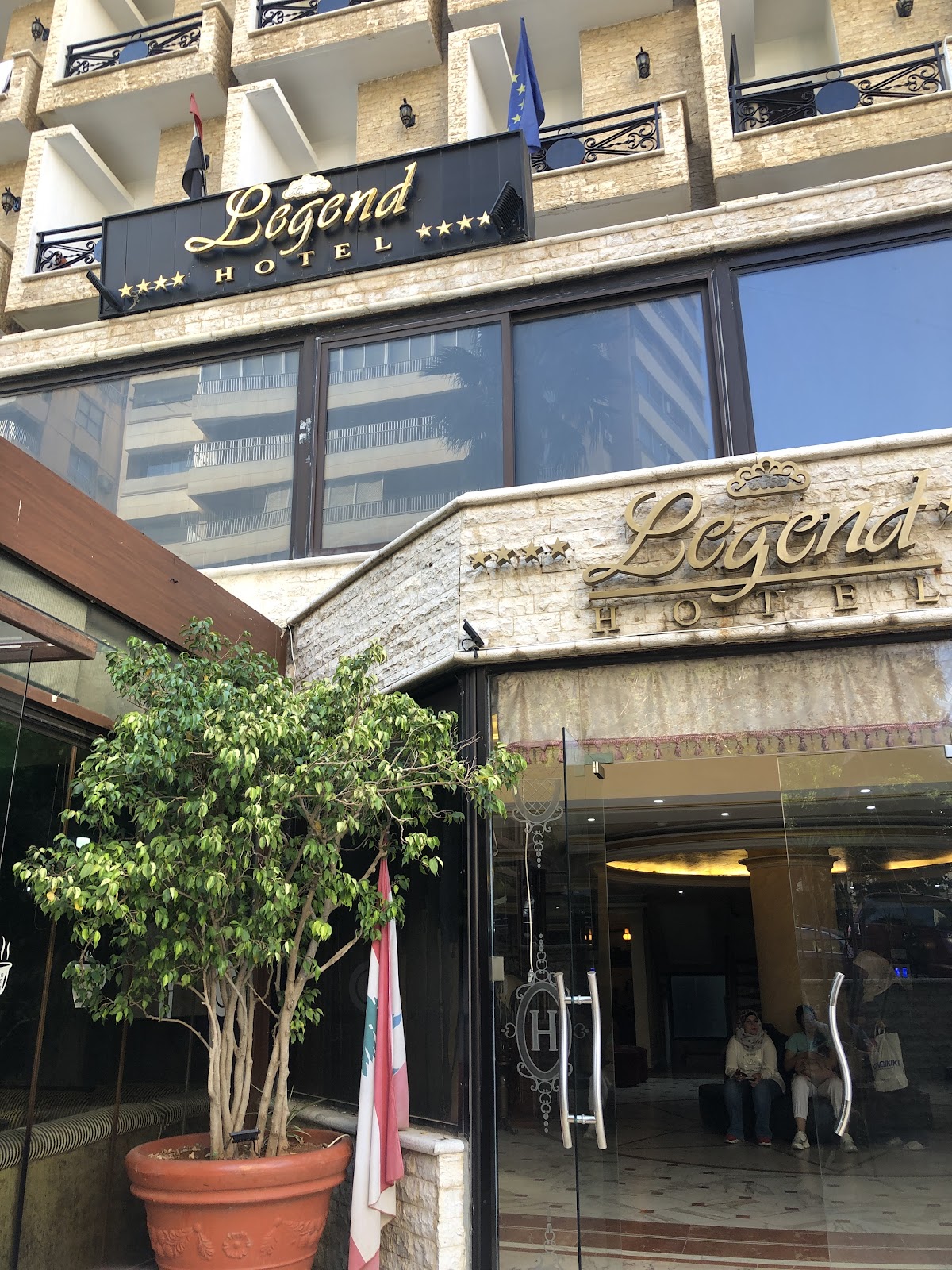 Legend Hotel — photograph 4