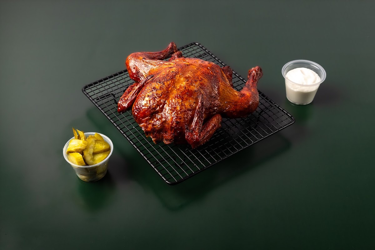 Cluckerie — photograph 3
