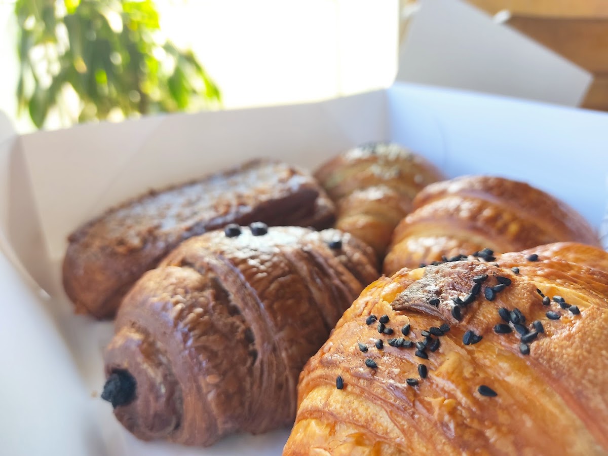 Mont croissant dekweneh — photograph 2