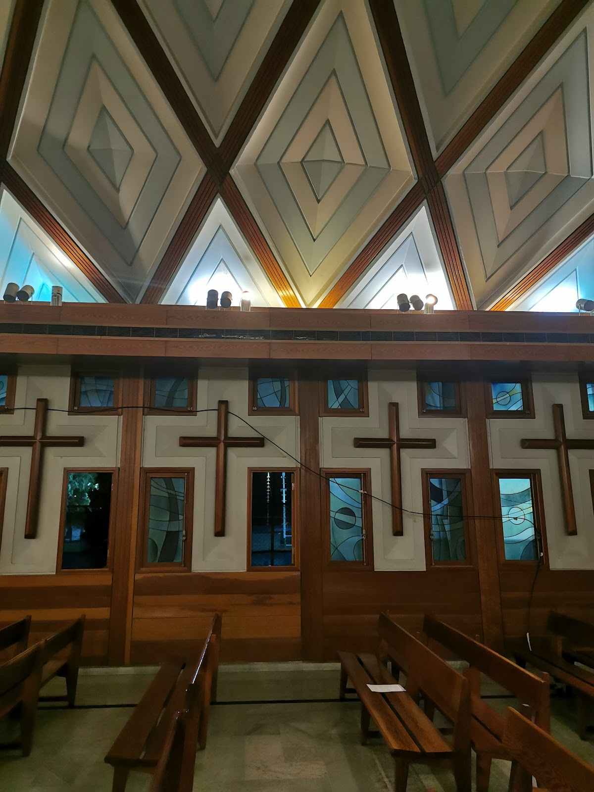 St Georges Church — photograph 2