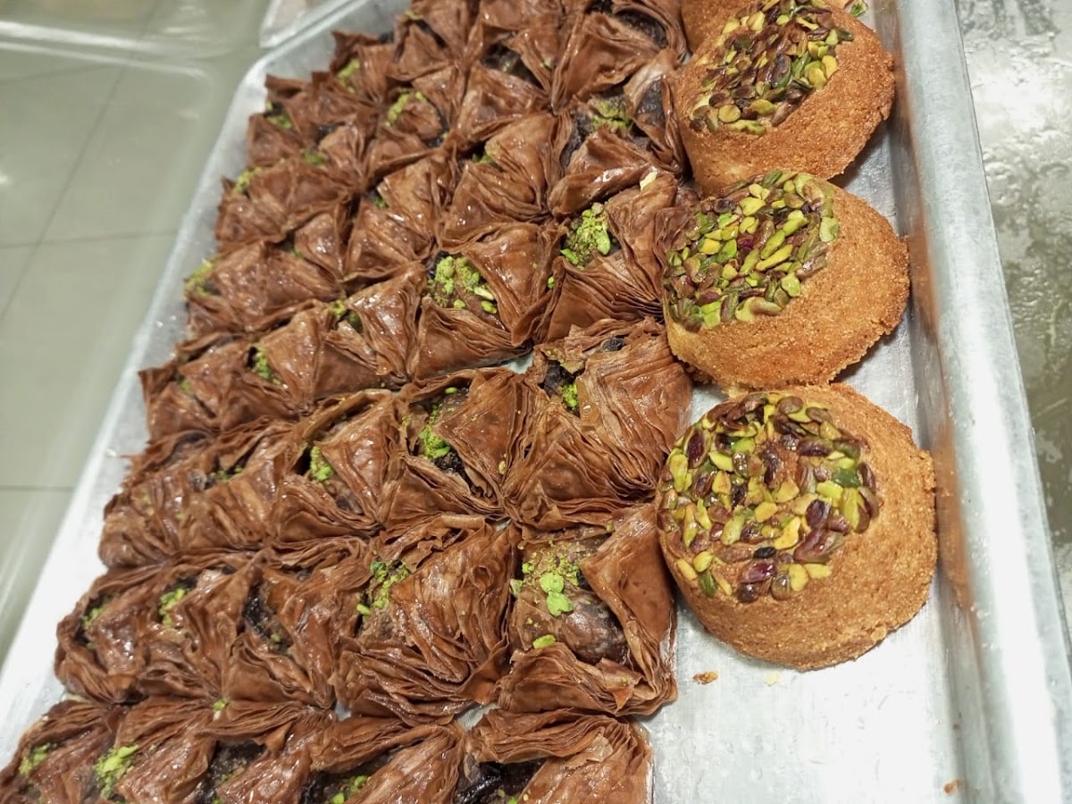 Jawhari Sweets Beirut — photograph 3