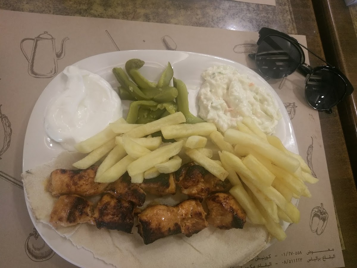 Station Resto-Cafe - Bar Elias — photograph 4