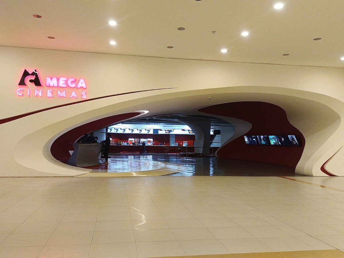 Mega Cinemas - Cascada Mall — photograph 2