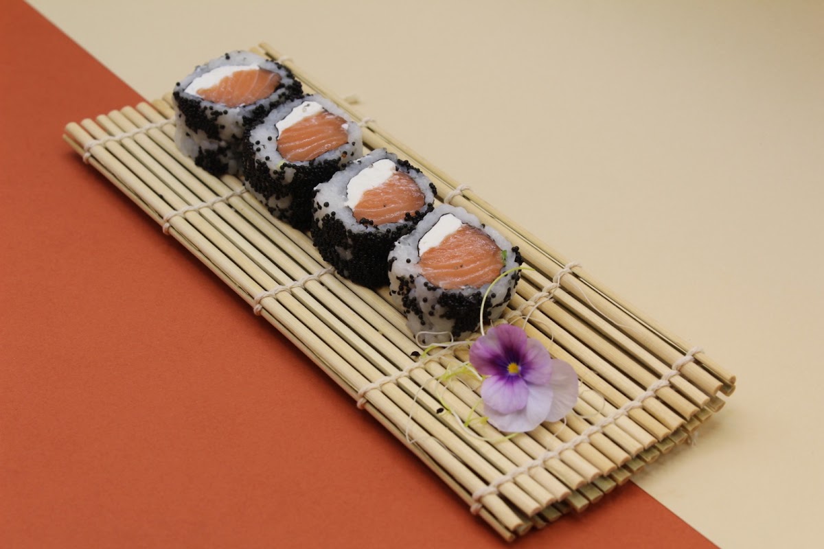 Sushi Wave — photograph 4