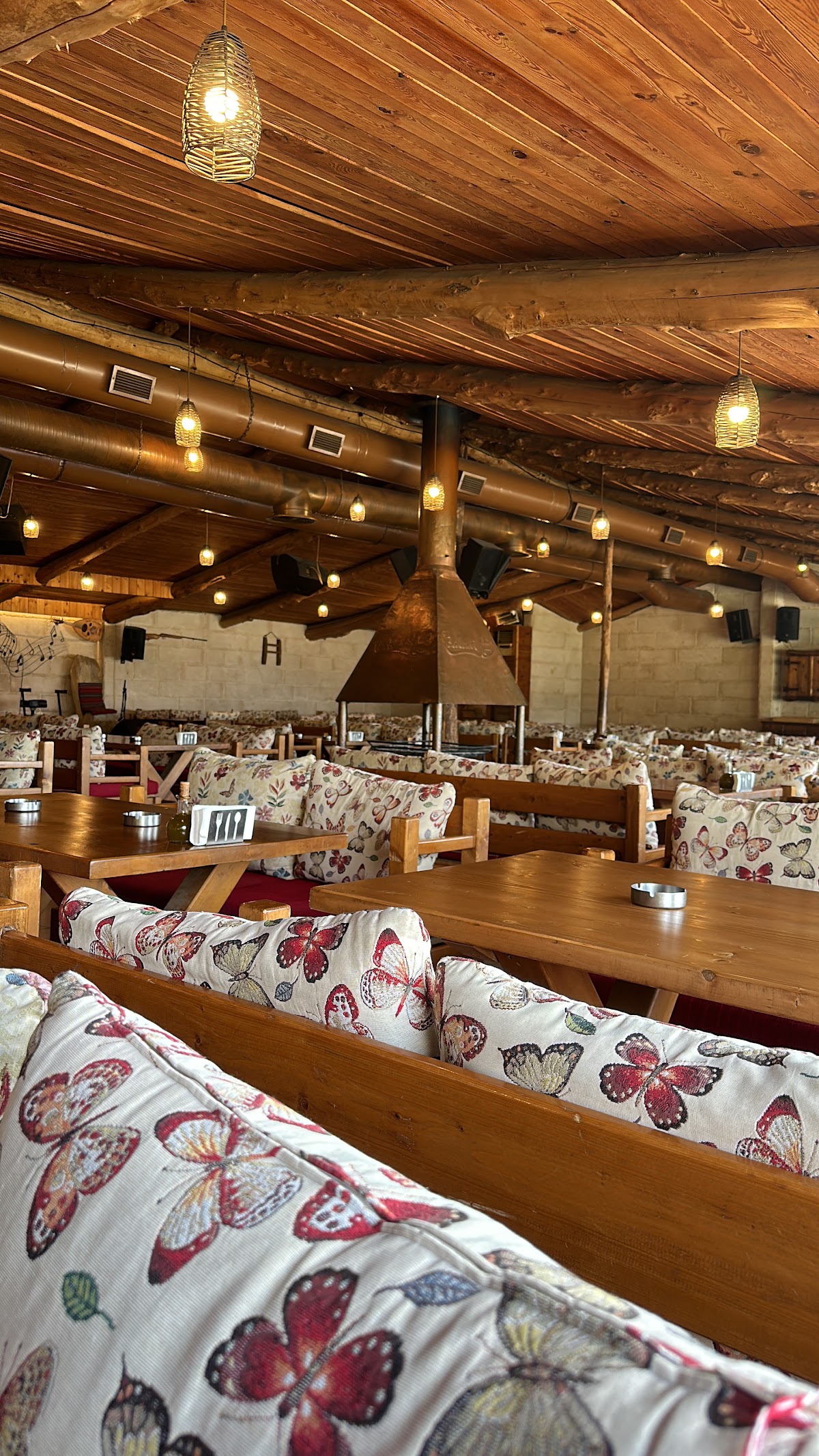Al Baladi Restaurant — photograph 4