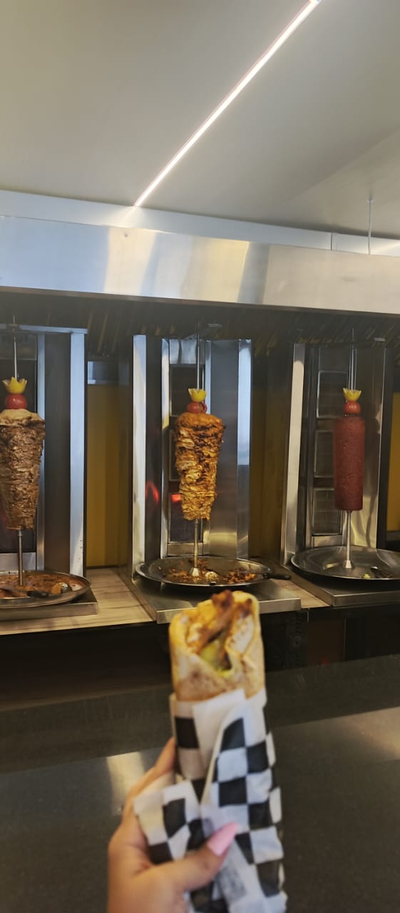 Shawarma Signé By Wissam — photograph 3