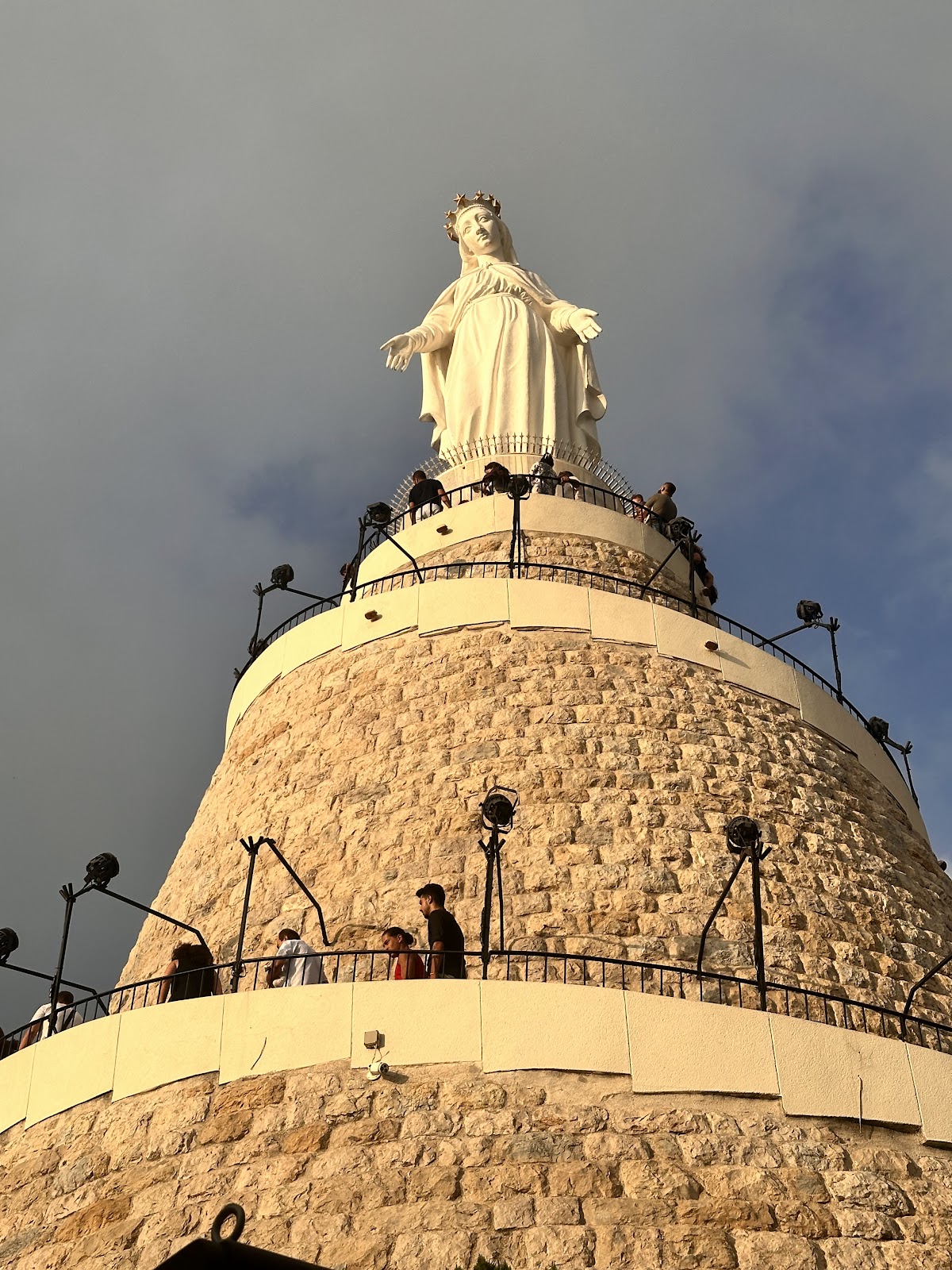 Cafeteria Our Lady Of Lebanon — photograph 4
