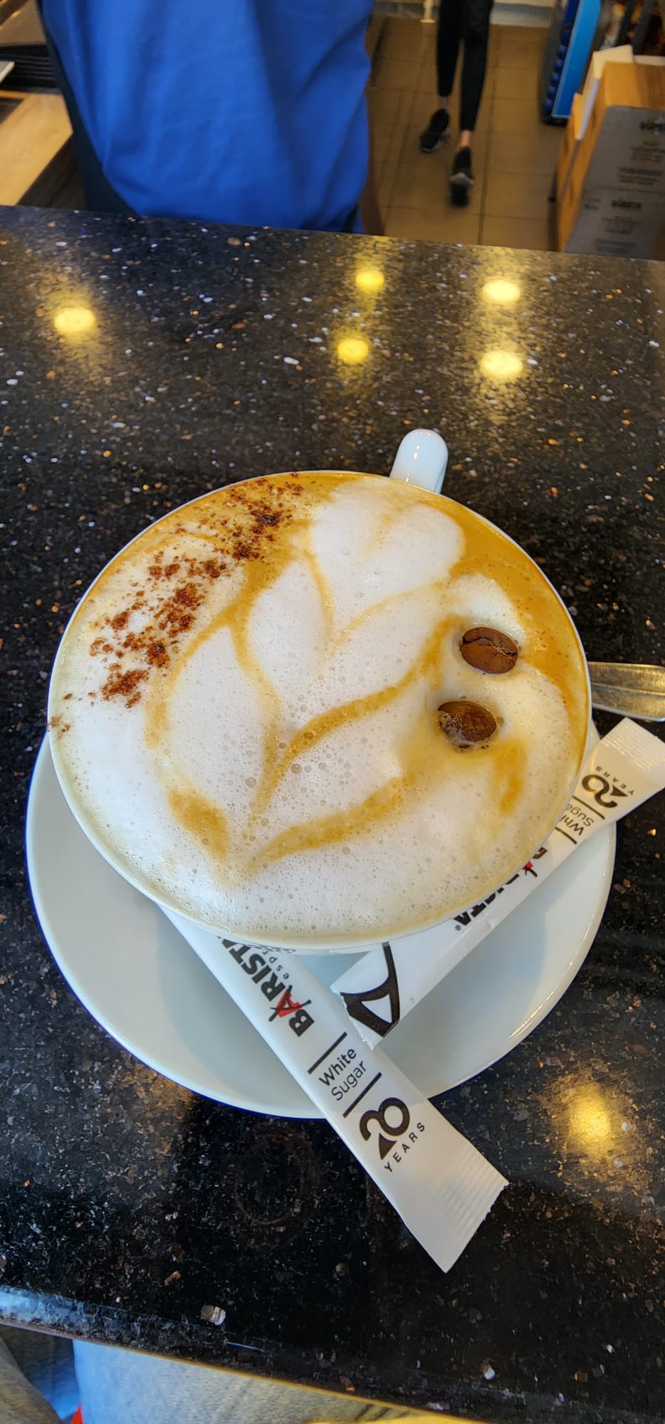 Amazone Café — photograph 4