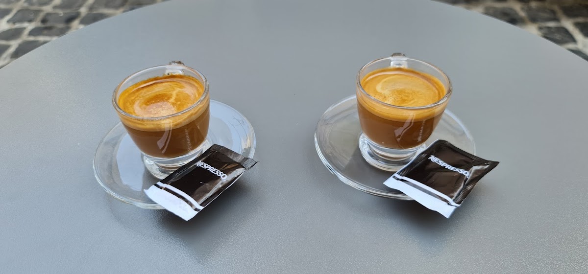 Jonas Street Cafe - jounieh — photograph 2