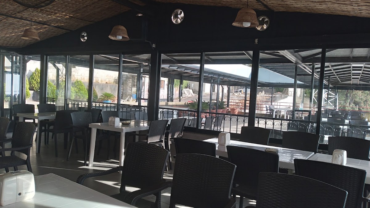 Chidiac Cafe — photograph 3