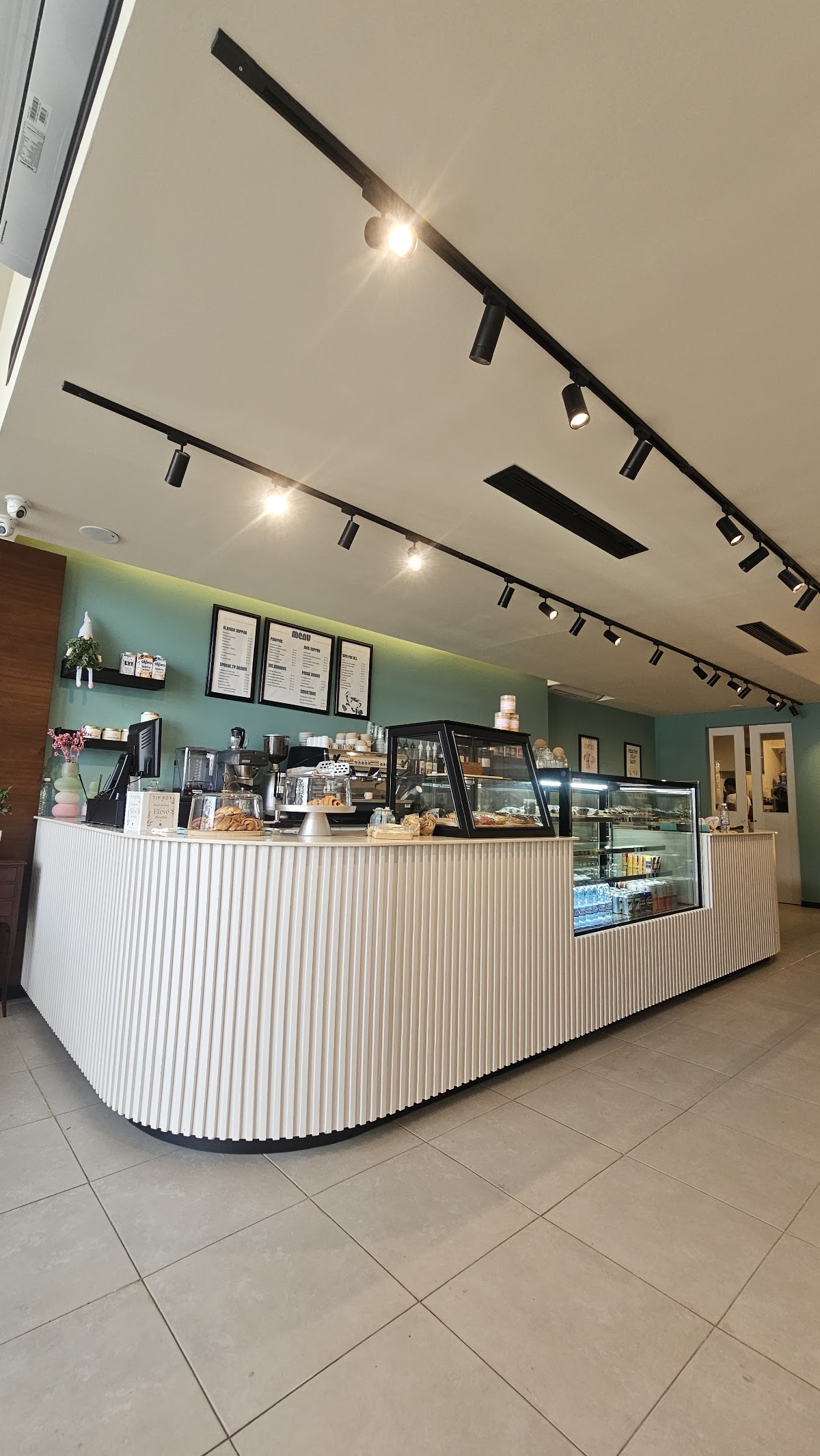 Elevé Wellness Café — photograph 3