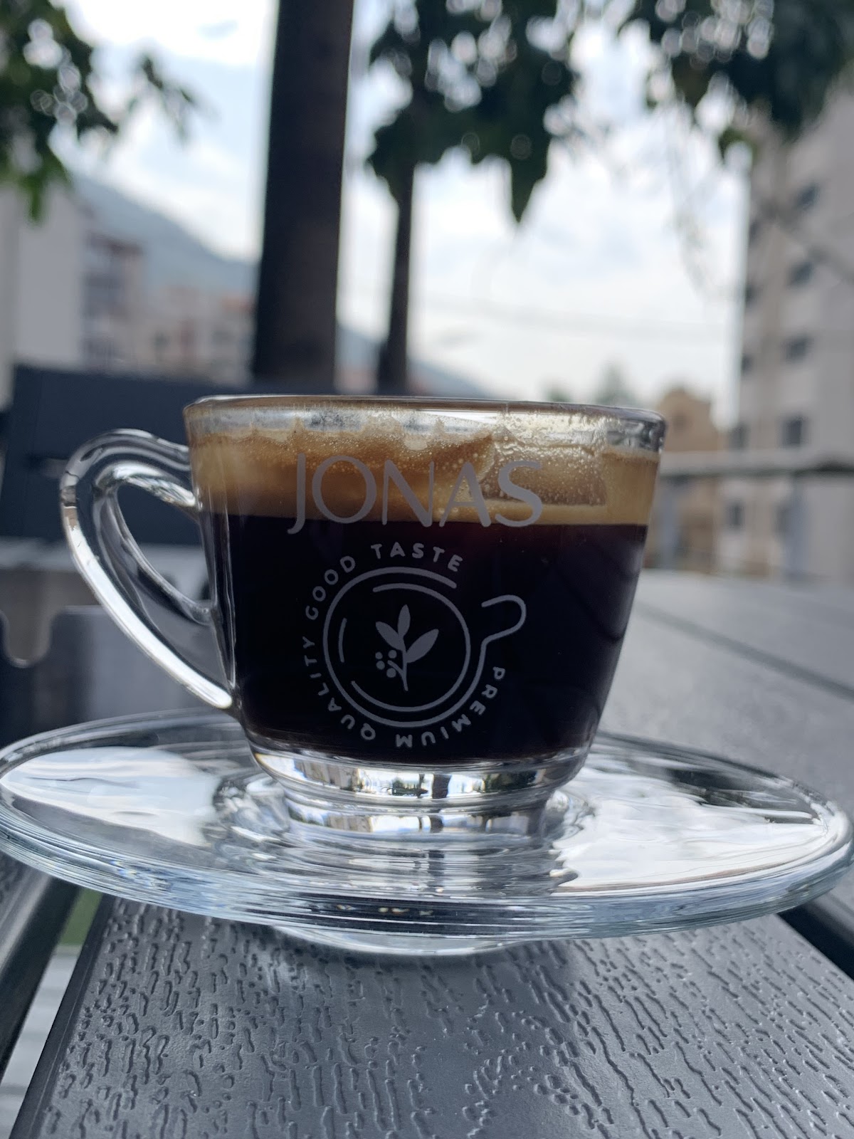 JONAS street cafe — photograph 4