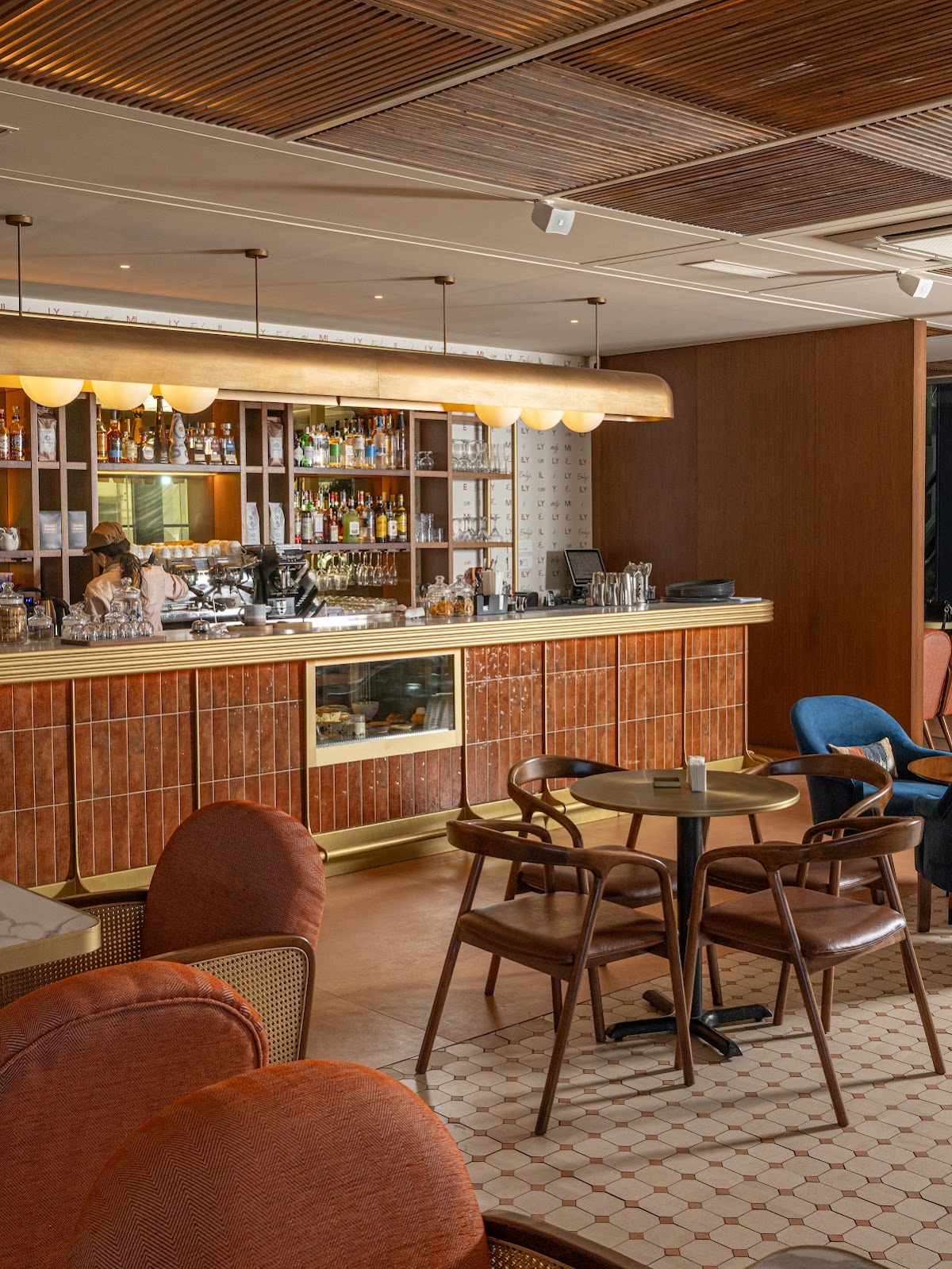 Emily's Café Bar Kaslik
