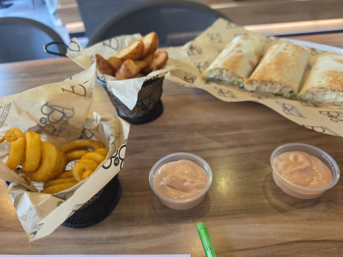 breakfast to breakfast Jounieh — photograph 2