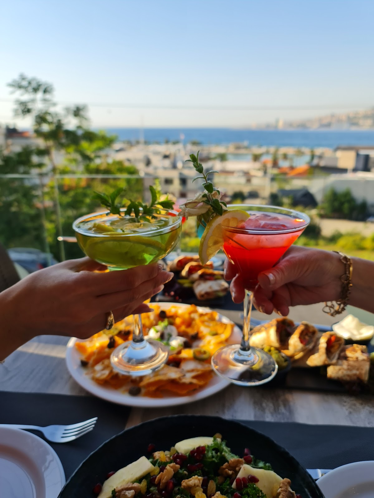 Kaspera Resto Bar — photograph 6