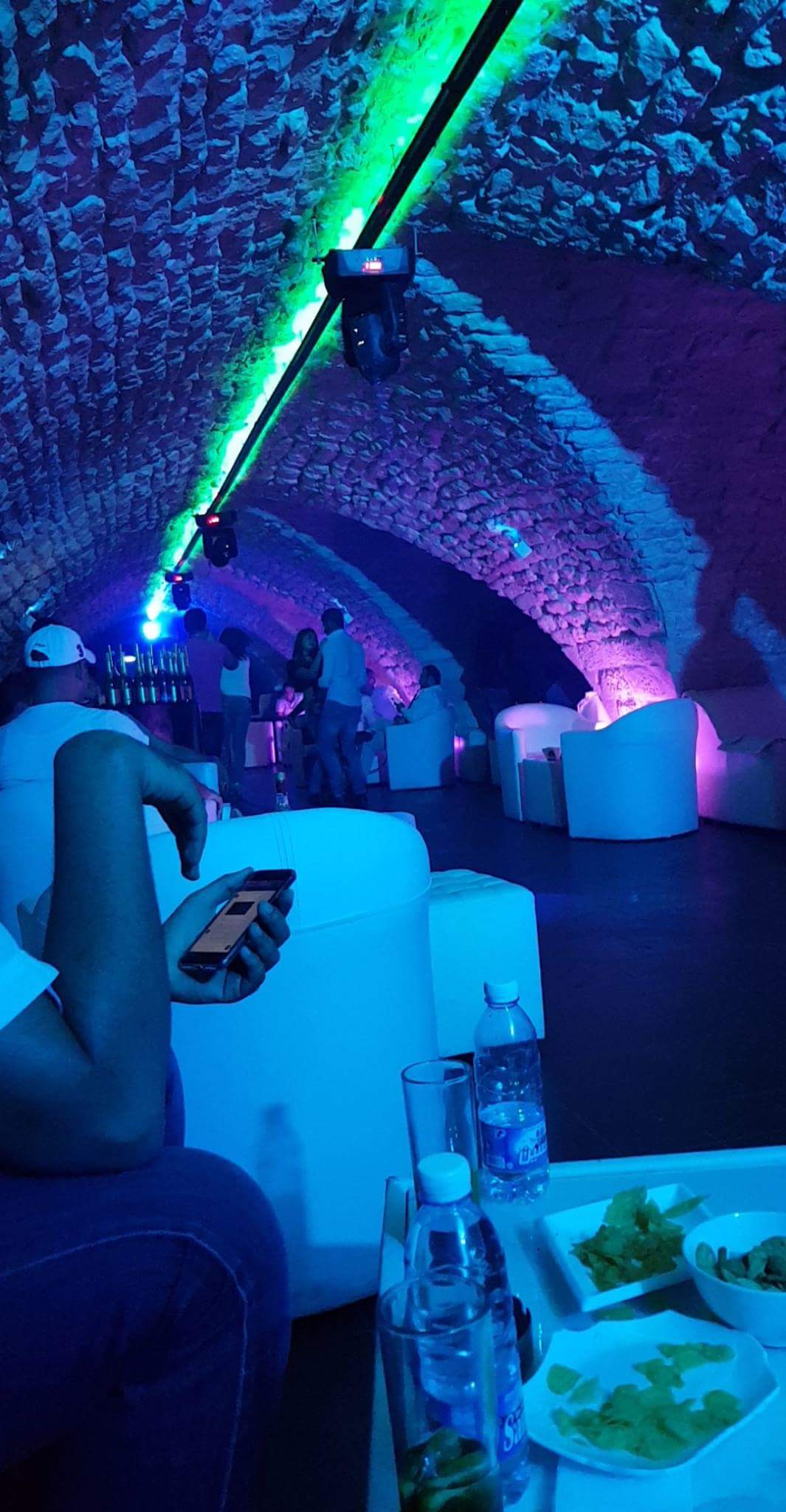 club7 night club