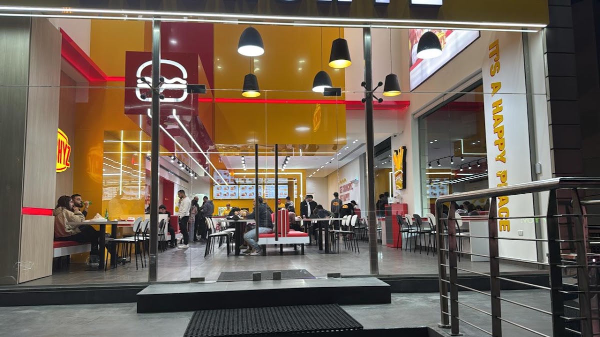 Crunchyz Burgers — photograph 2