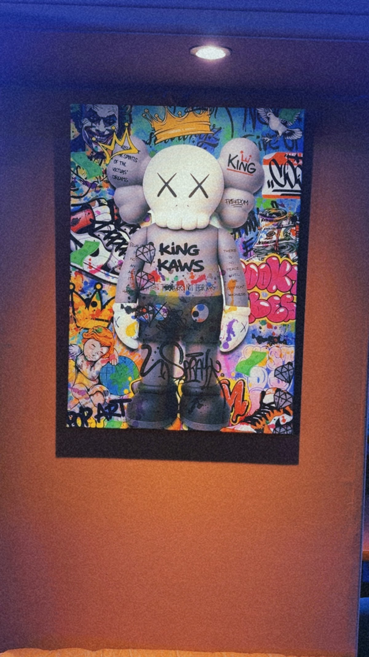 The loop lounge — photograph 5