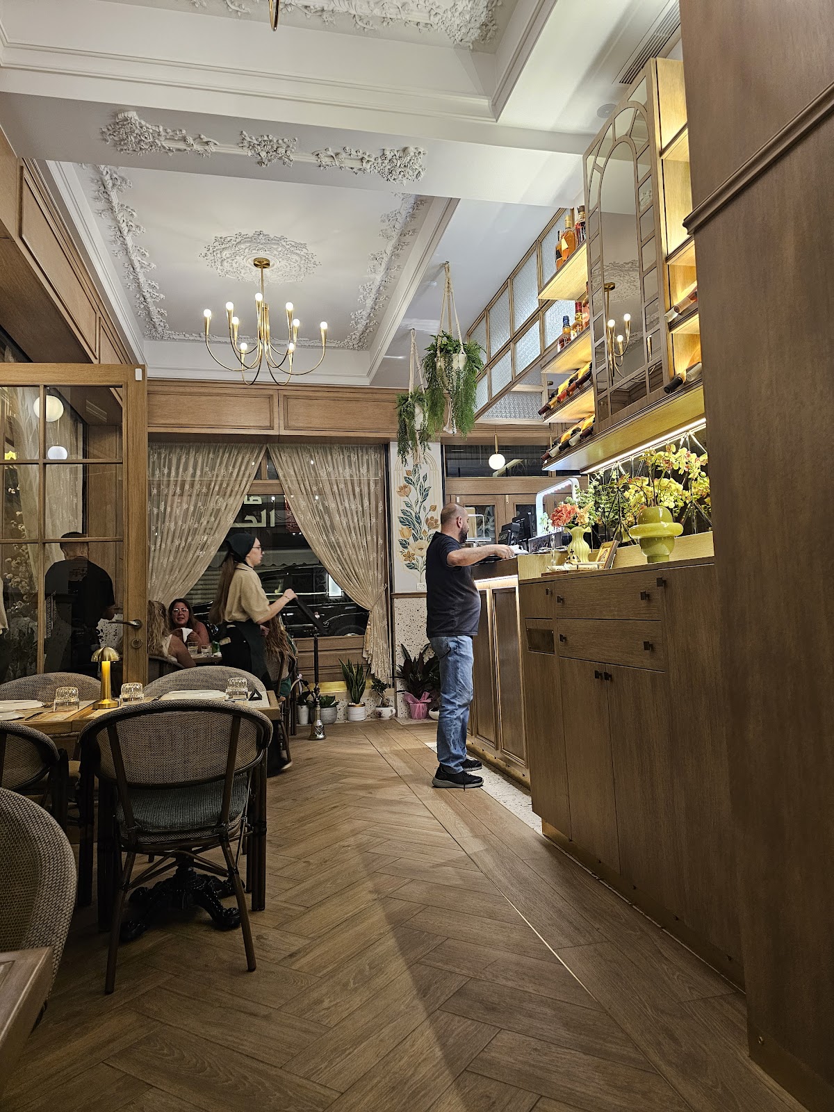 Corridor Bistro — photograph 5