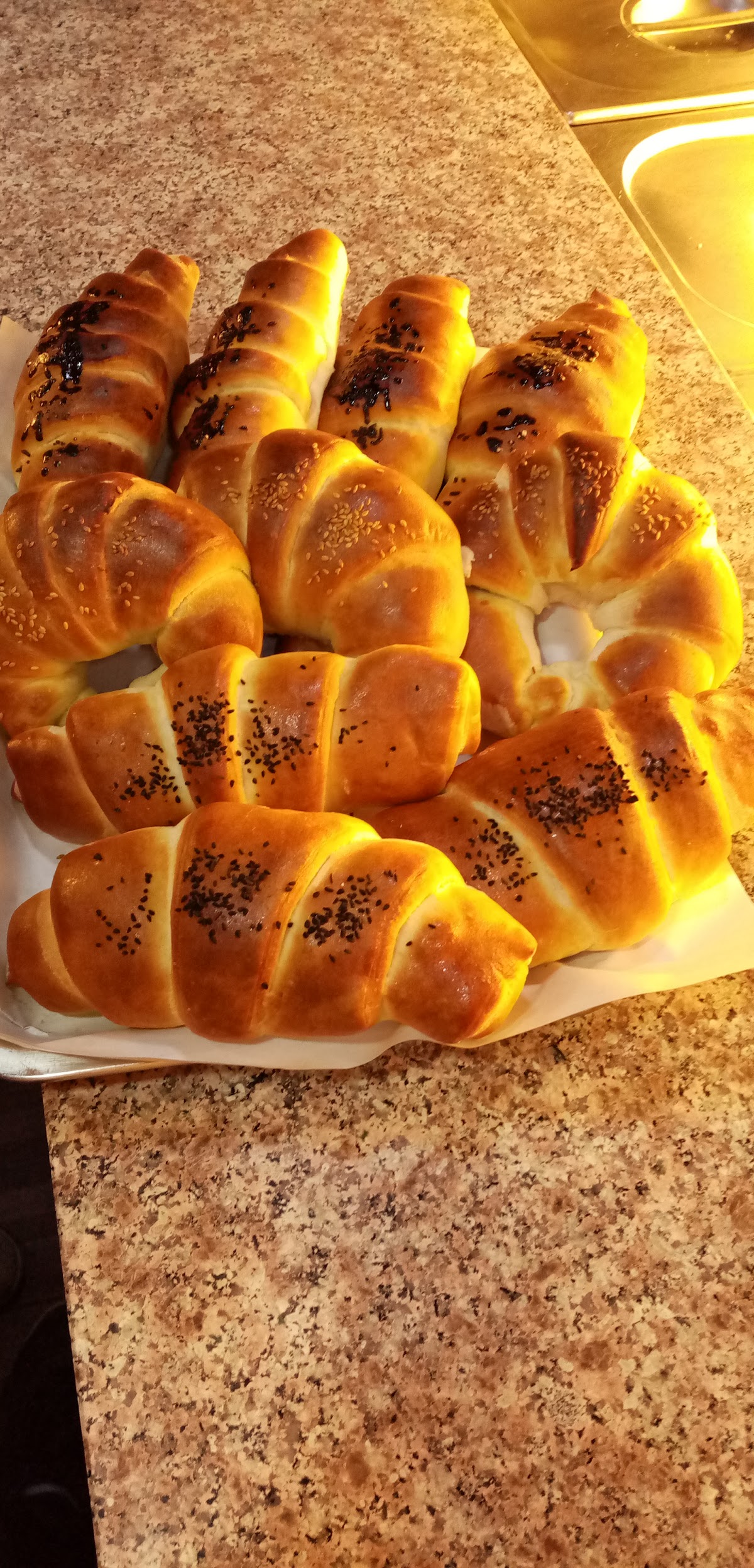 Bakery Al Wissam (Bakery Manaqeesh) — photograph 3