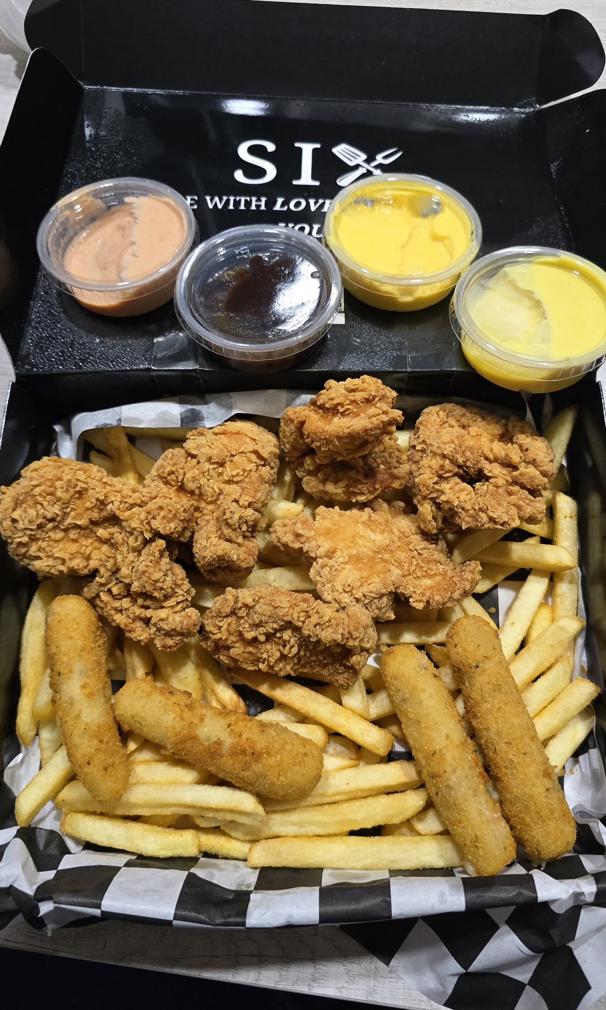 Snack Six — photograph 3