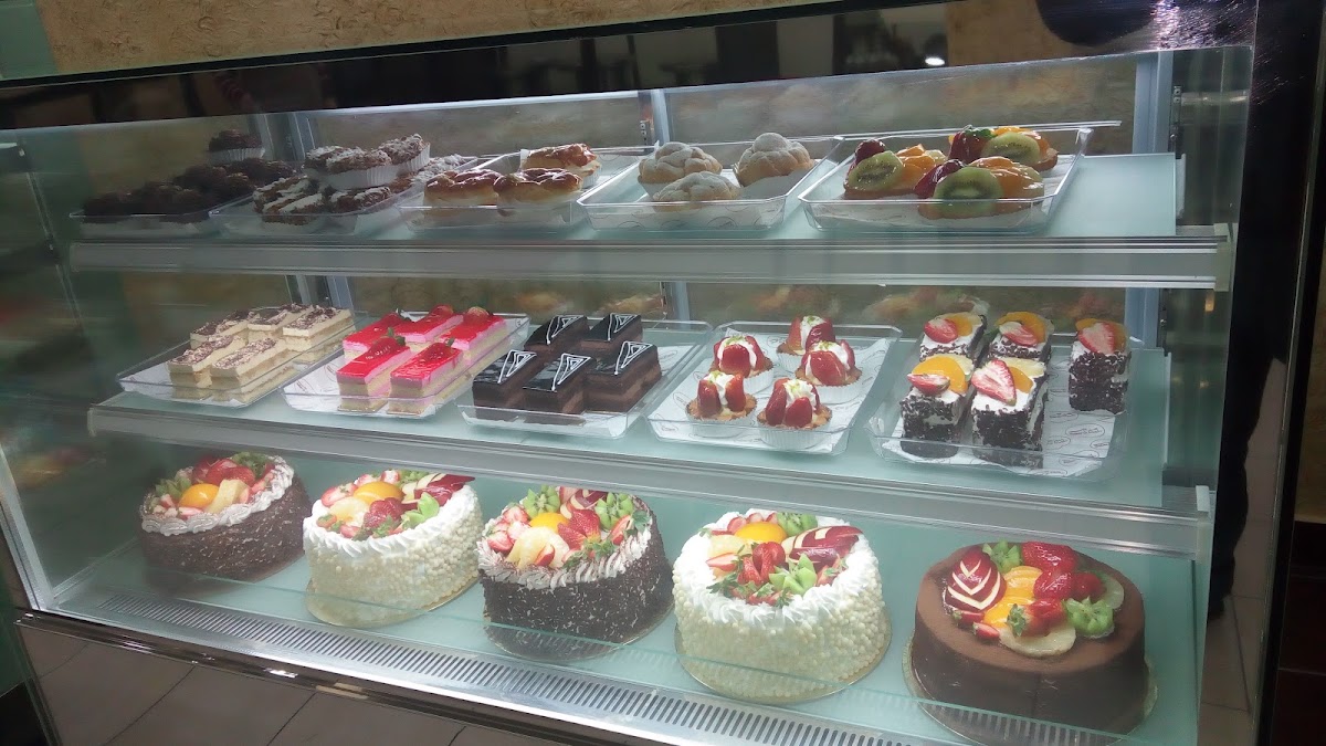 Al Saker Sweets & Pastry