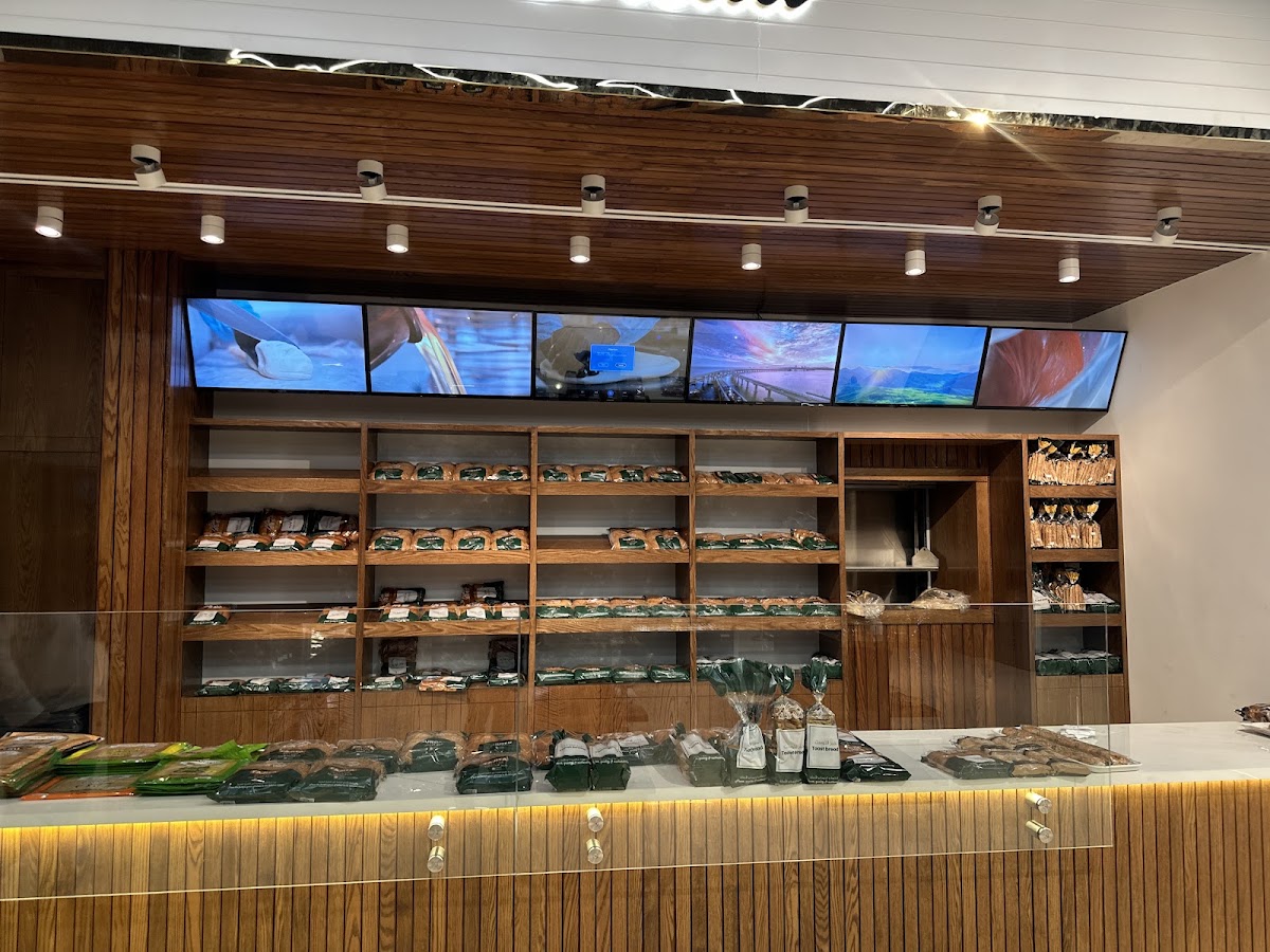 Pyramids Bakery — photograph 6
