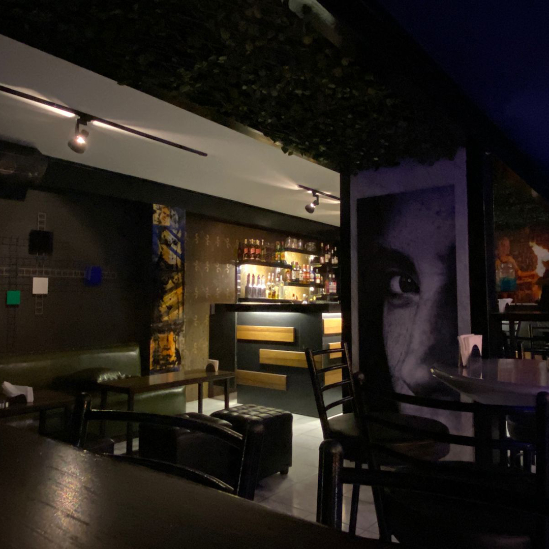 99 Lounge Bar — photograph 4