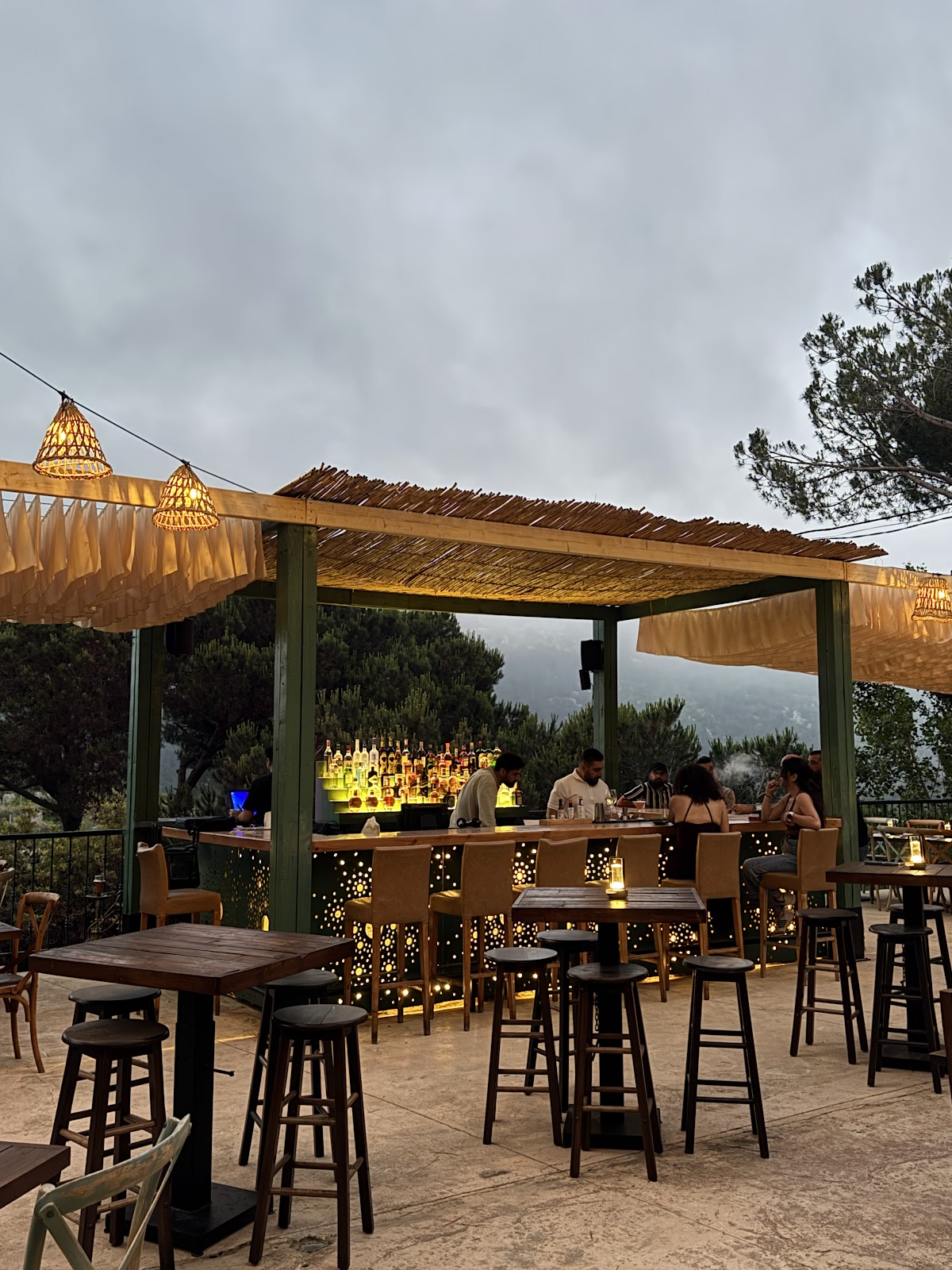 Selene Terrace, Bar & Kitchen