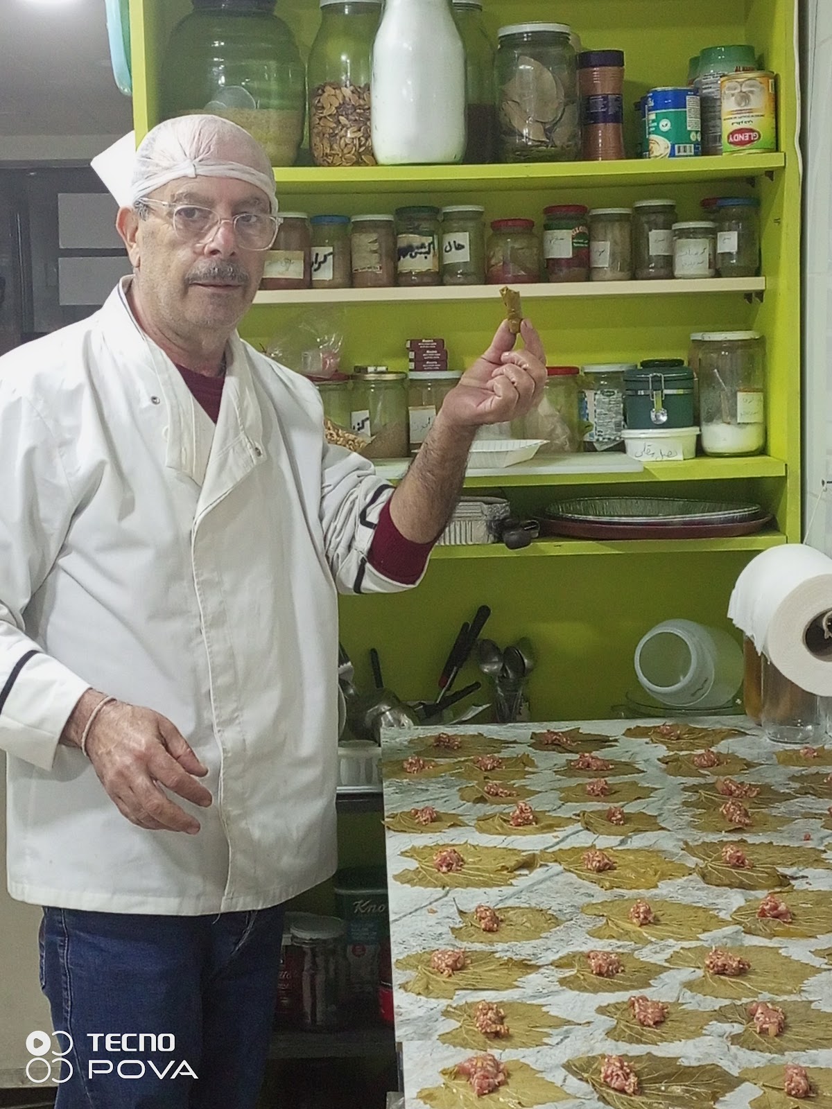 مطعم مأكولات بحرية — photograph 5