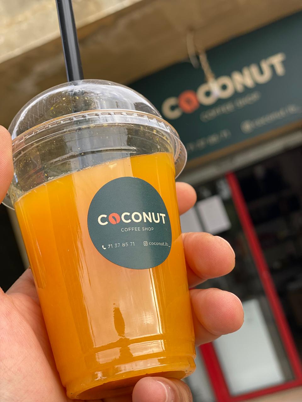 COCONUT COFFEE SHOP — photograph 3