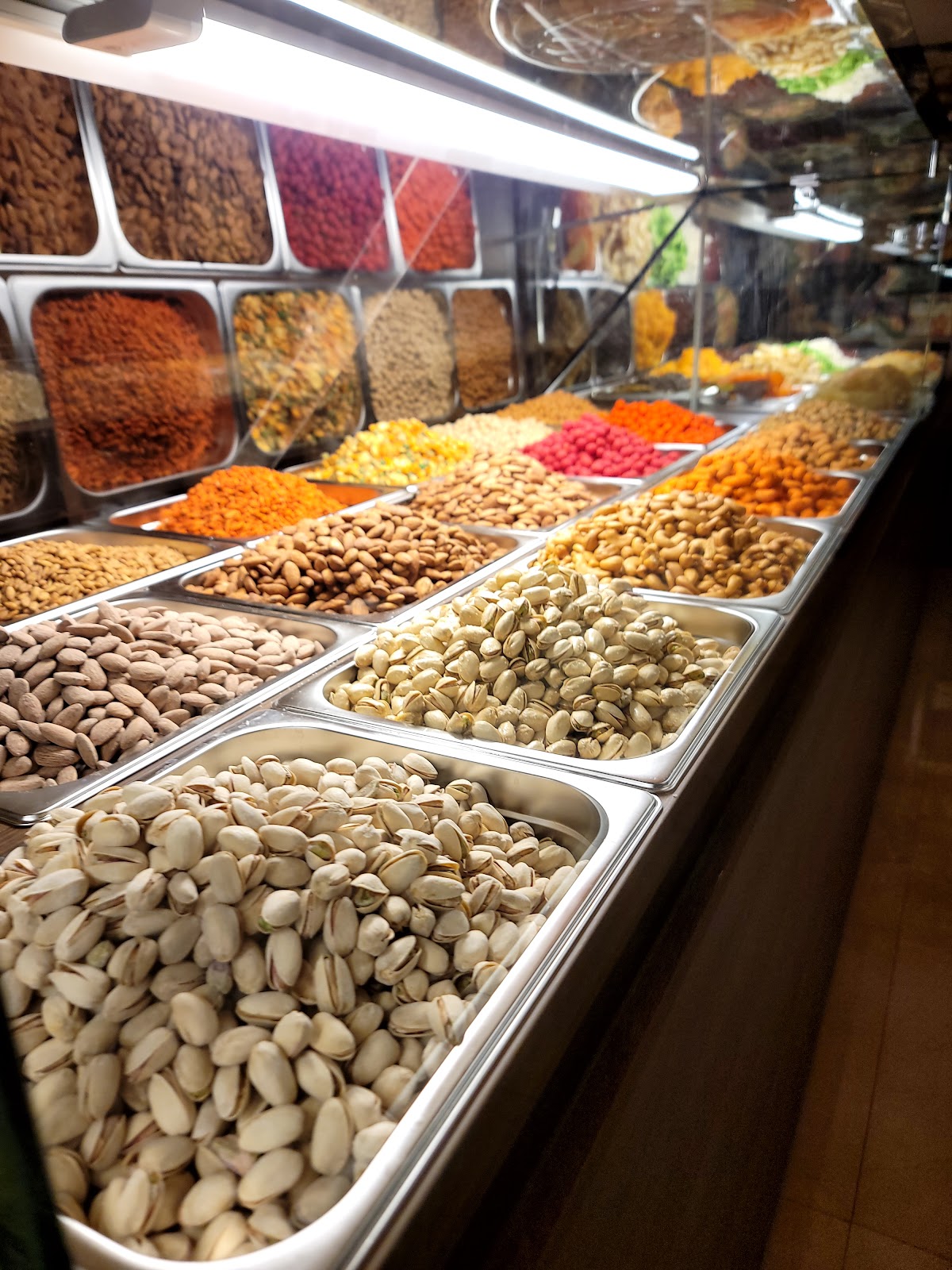 Al-majd roastery