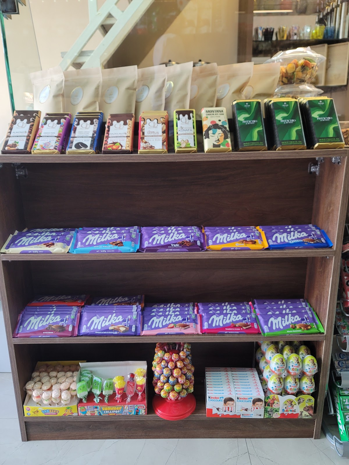 Al-majd roastery — photograph 4