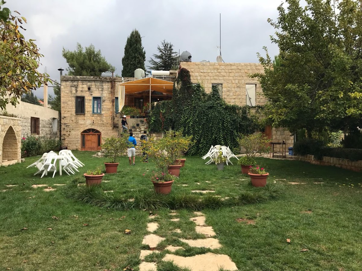El Achkar Guesthouse — photograph 4