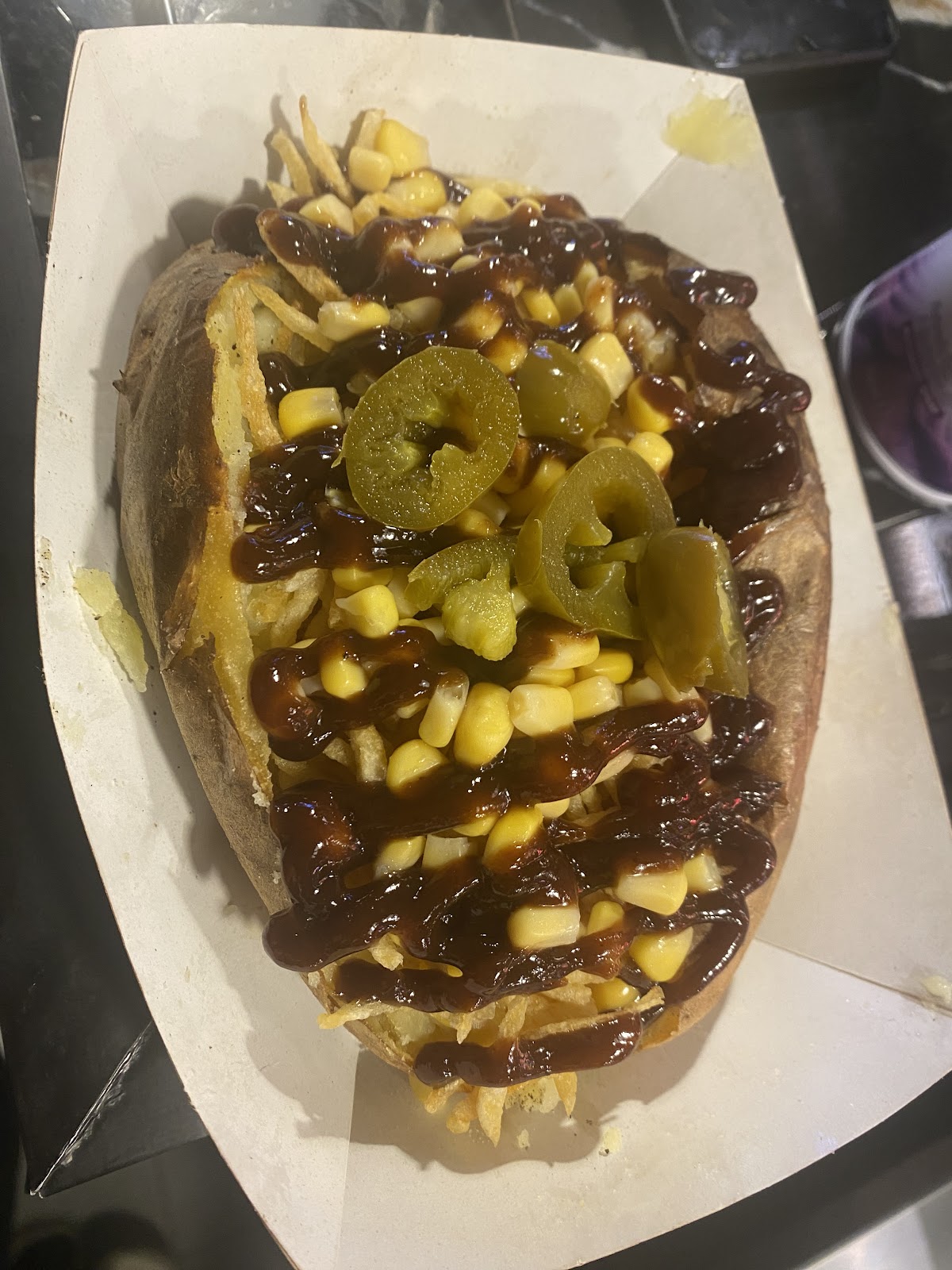 Mado's Burger — photograph 3