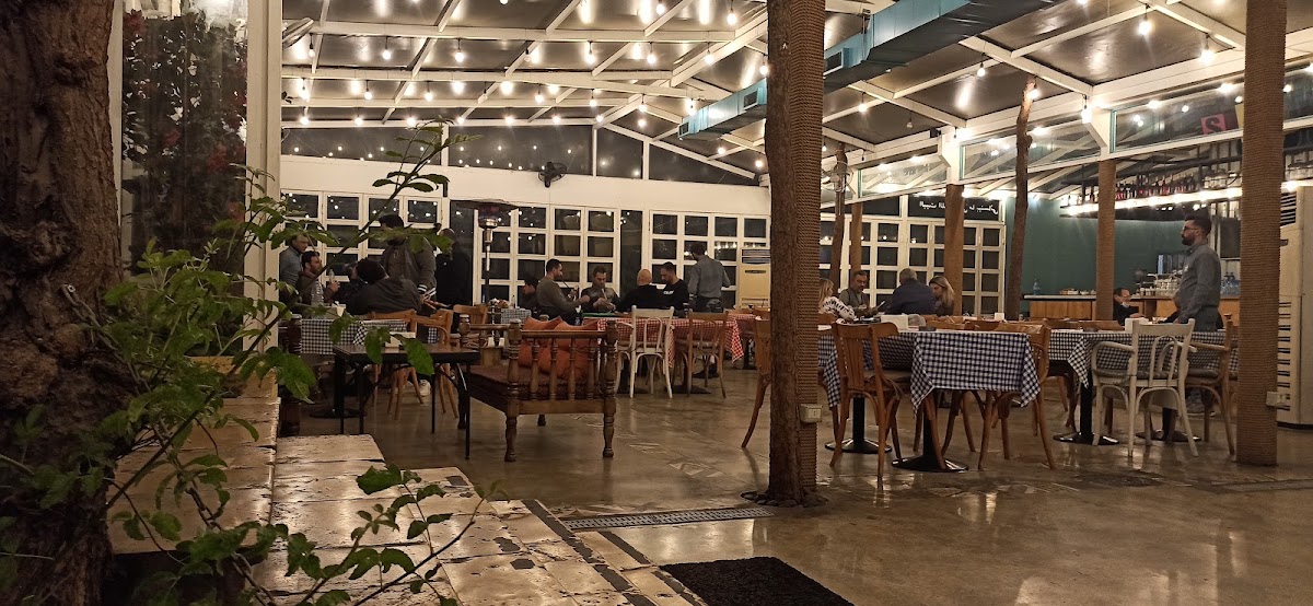 SAMRA Cafe — photograph 3