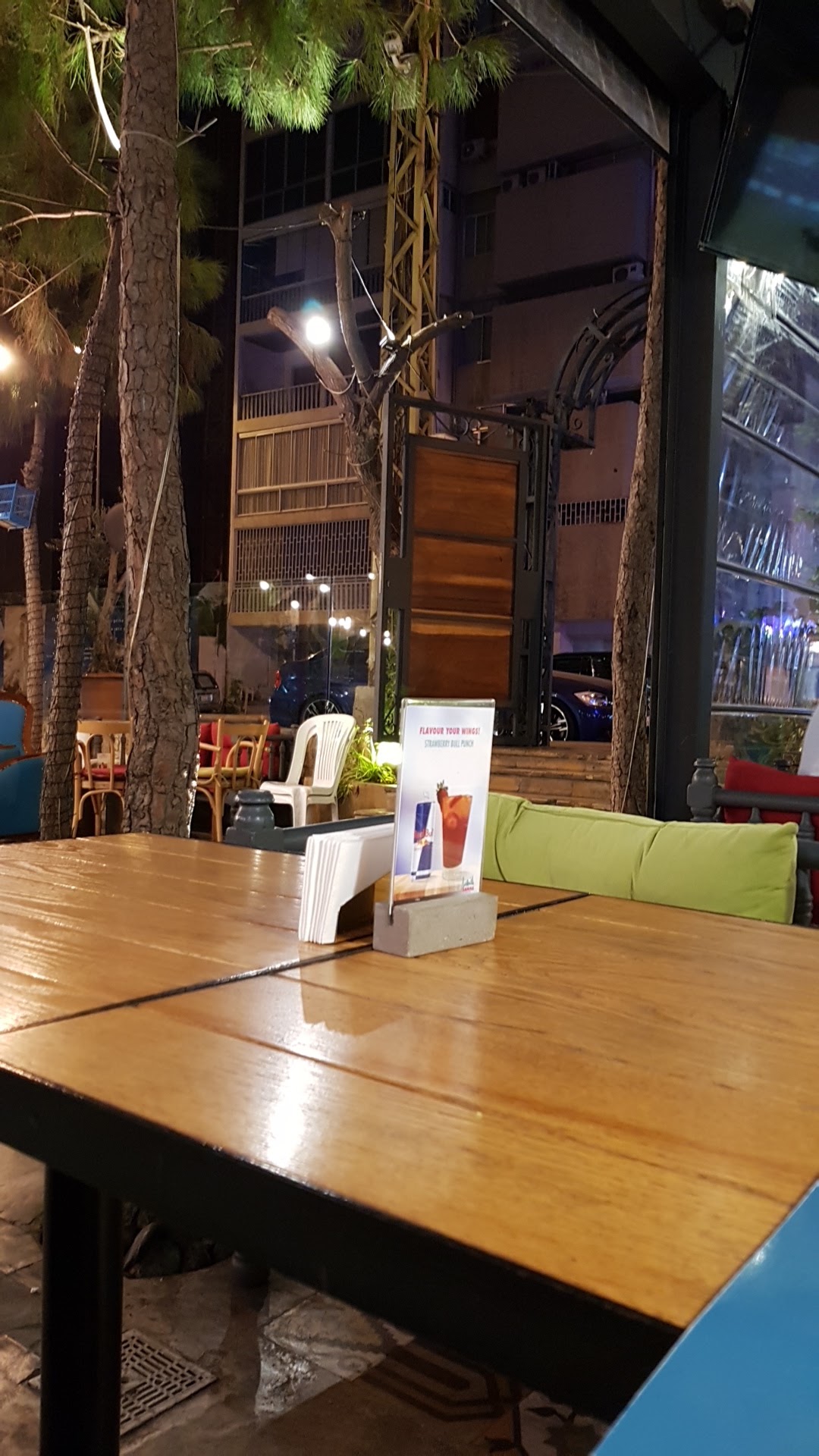 SAMRA Cafe — photograph 6